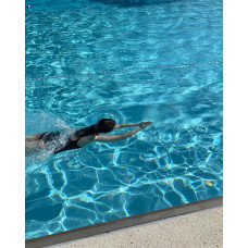 Berenang